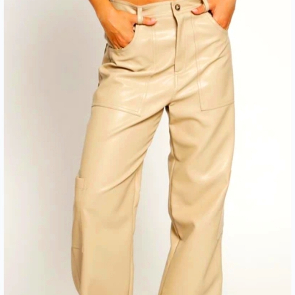 KNOW ONE CARE Tan High-Waisted Pants NEW SIZE LARGE.